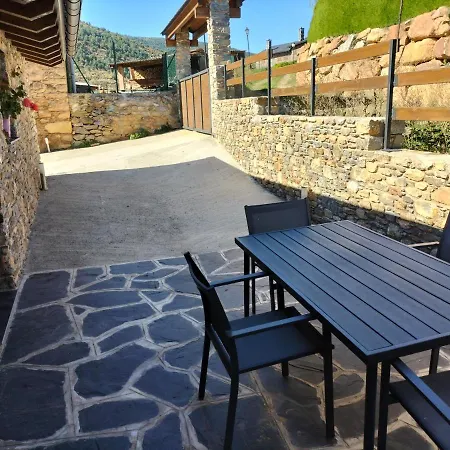 Holiday home Cal Teler-rufiandis Olopte