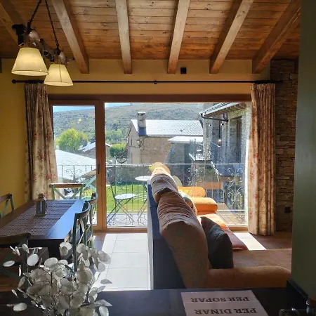 Holiday home Cal Teler-rufiandis Olopte